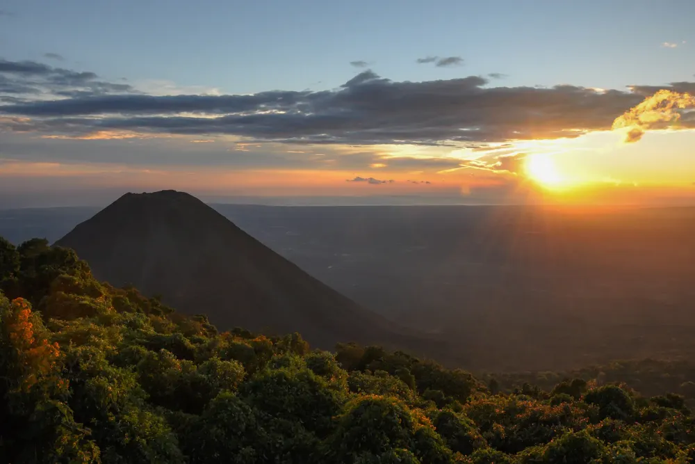 volcano in el salvador